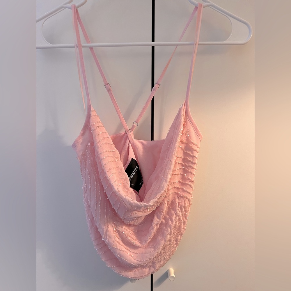 Pink Beaded Cropped Tank! 💕